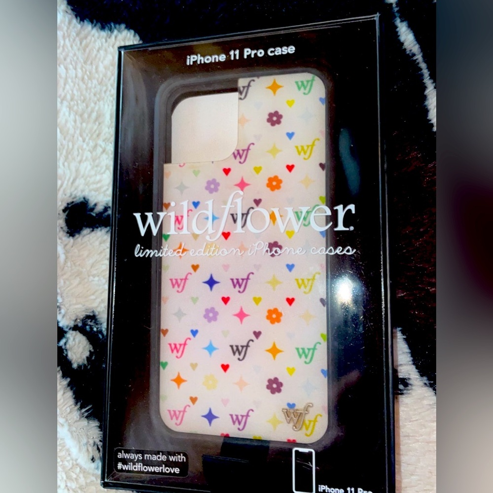 Wildflower monogram IPhone 11 Pro phone case